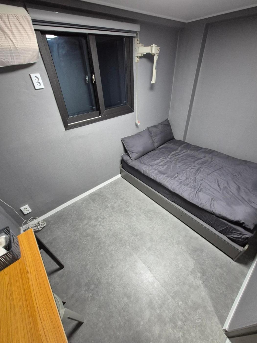 Gangnam Seven Hostel โซล ภายนอก รูปภาพ