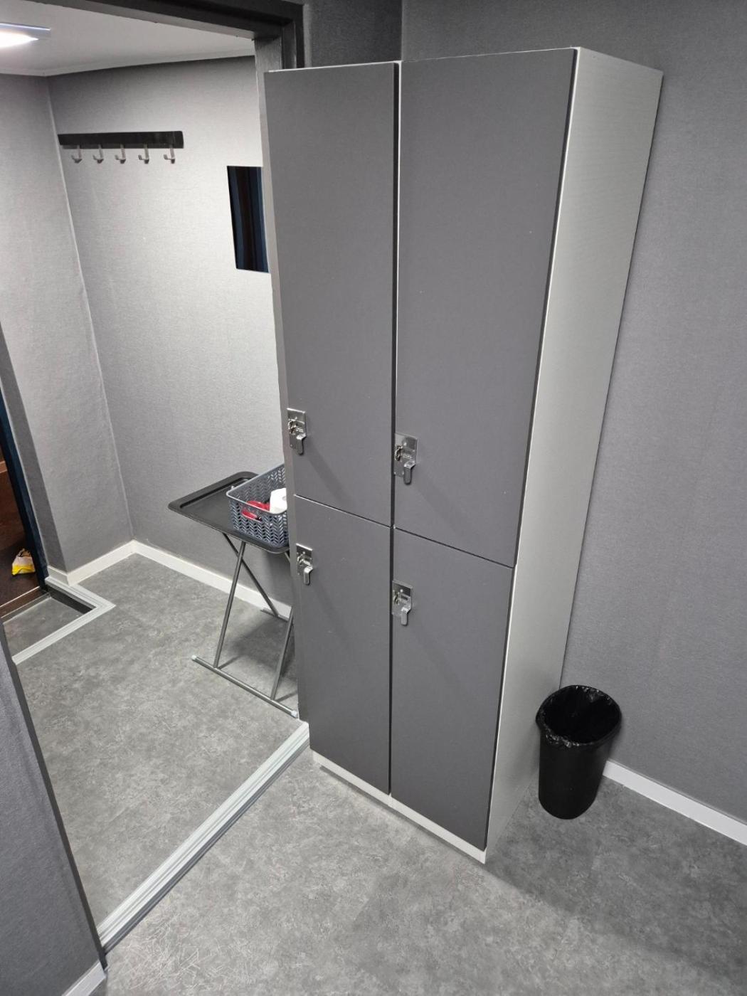 Gangnam Seven Hostel โซล ภายนอก รูปภาพ