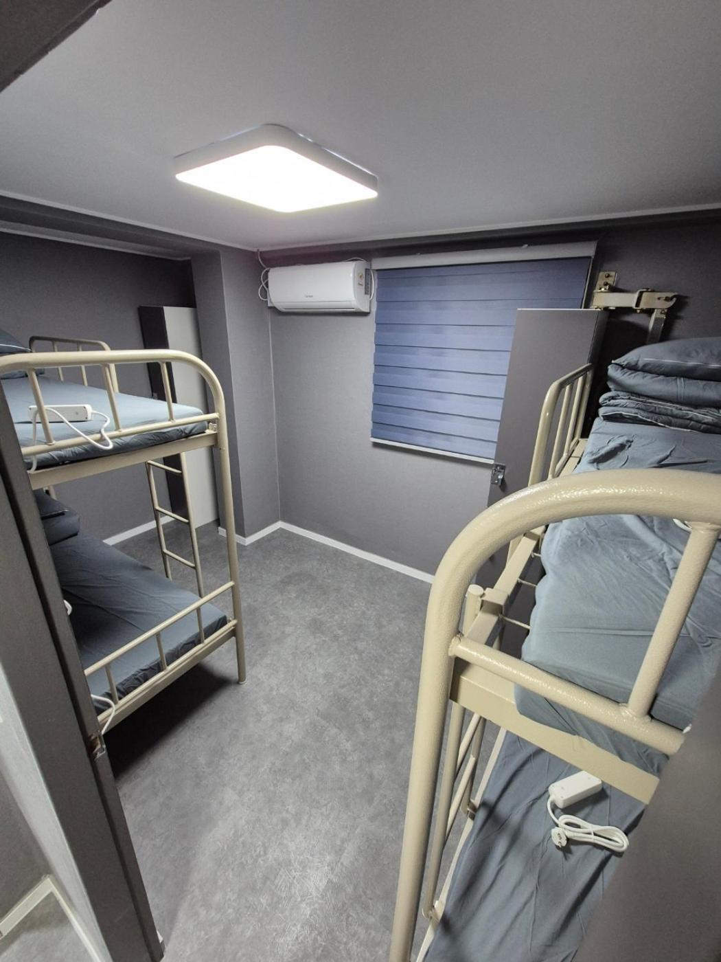Gangnam Seven Hostel โซล ภายนอก รูปภาพ
