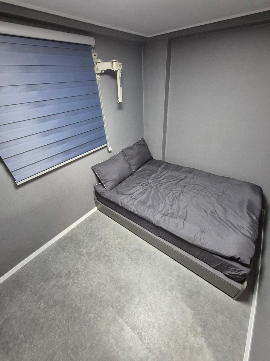 Gangnam Seven Hostel โซล ภายนอก รูปภาพ